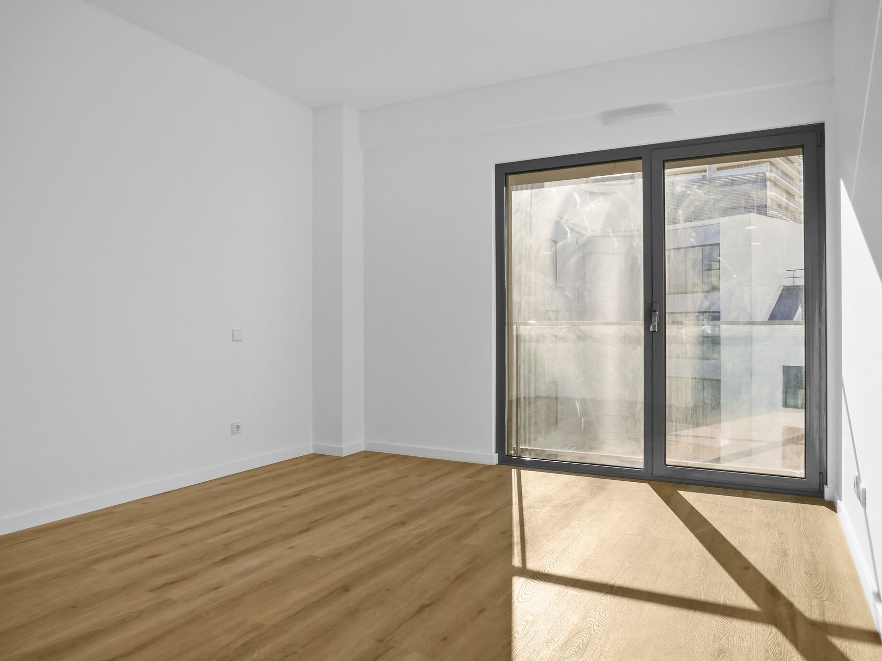 Suite (2) — 2º B, T2 — frente B, Campolide INN