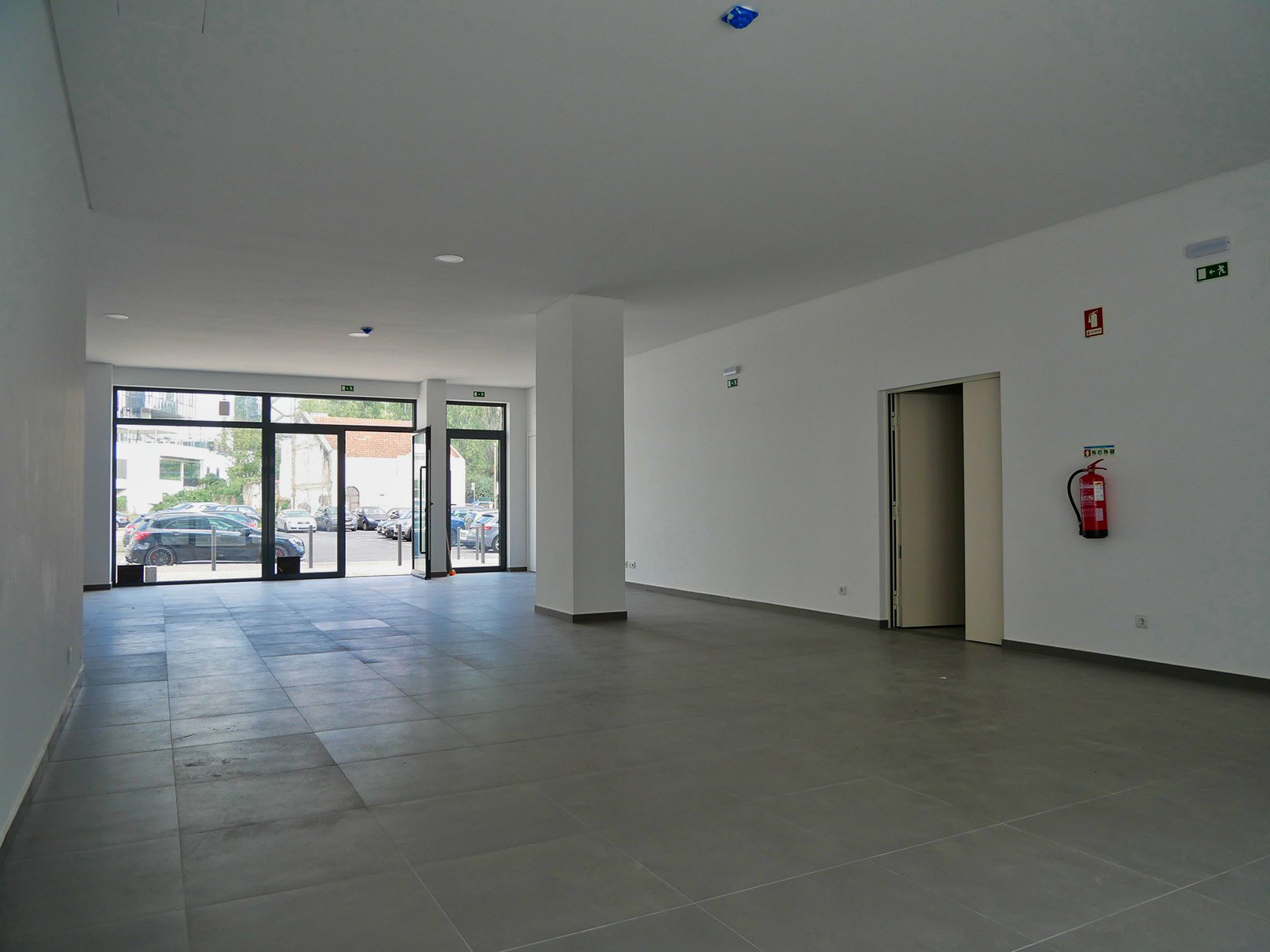 Espaço comercial (2) — Loja, Loja, Campolide INN
